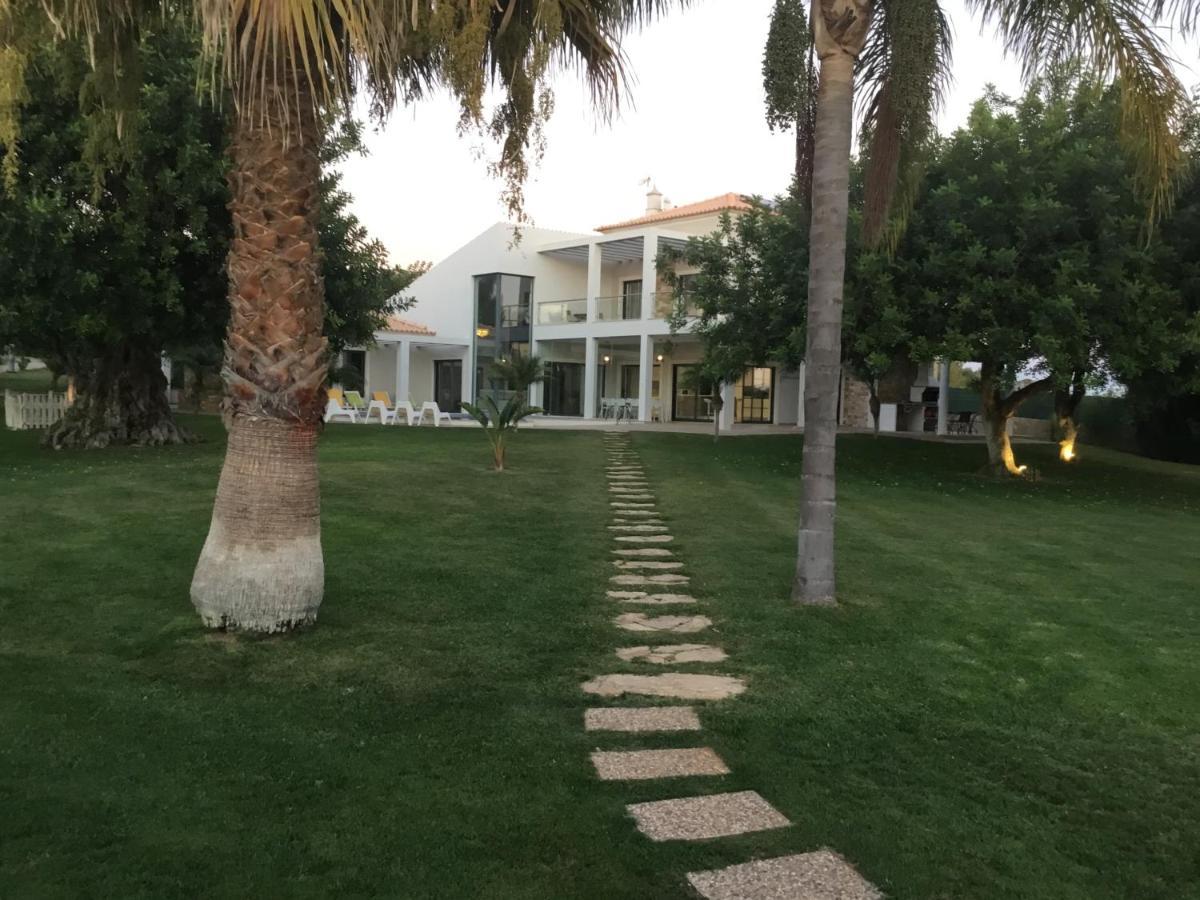Family Country House 파로 외부 사진